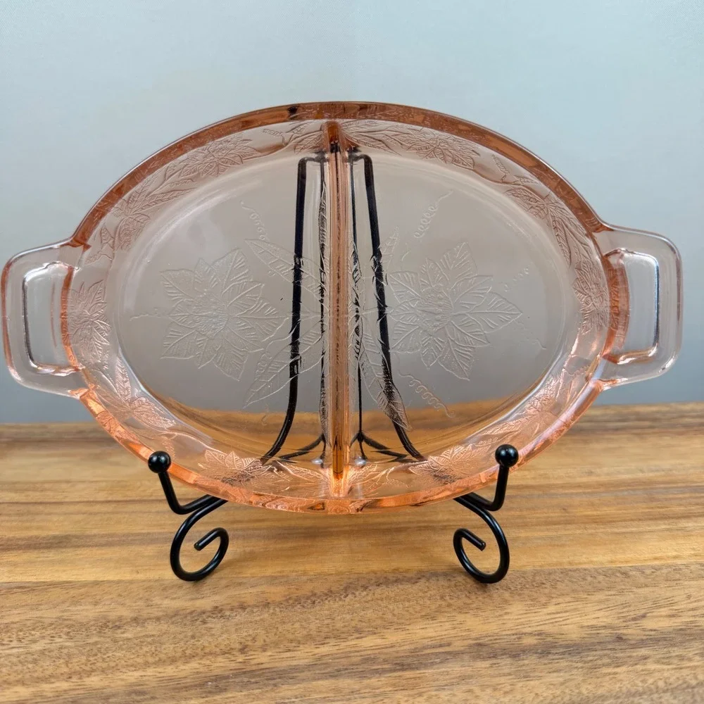 Jeannette Glass Pink Depression Glass Poinsettia Divided Relish Dish Oval Handle